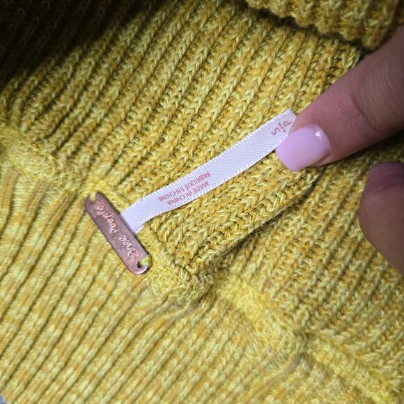 Free People Sugar Rush Off the Shoulder Sweater Size: S - Picture 5 of 5